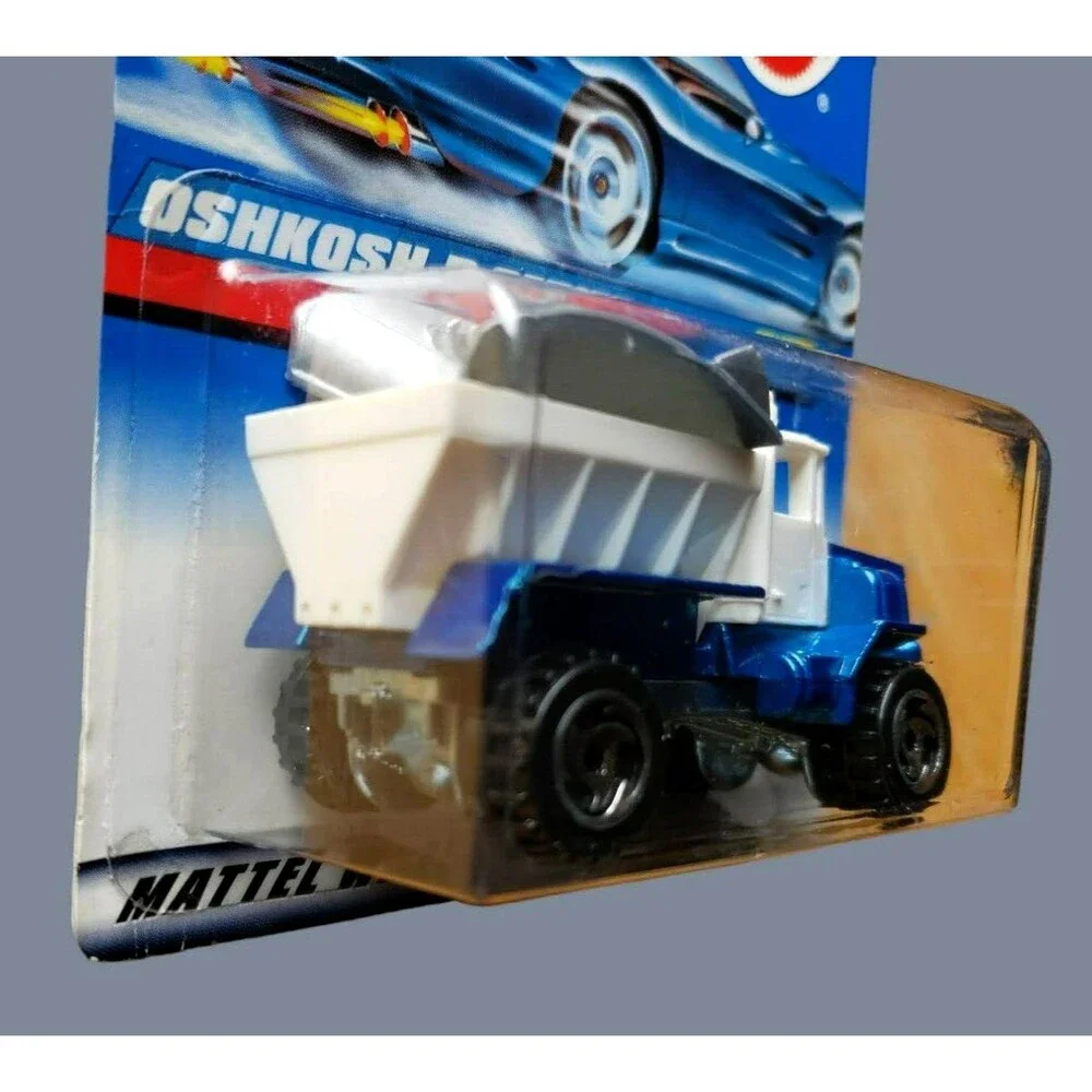 Vintage 1998 Hot Wheels OSHKOSH P-SERIES SNOW PLOW Blue #765 MAINLINE ORSB Blade